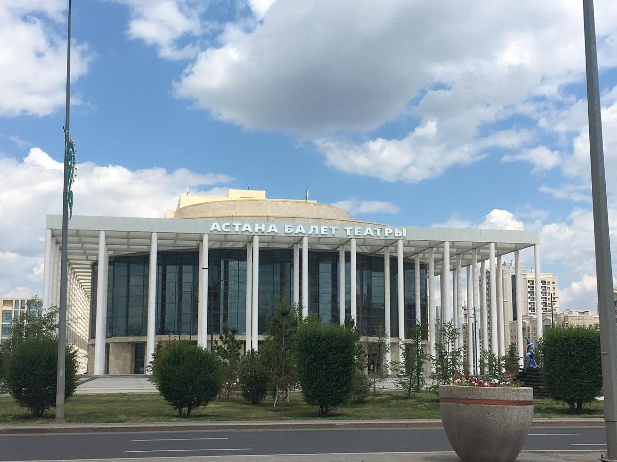 Eco Apart Hotel Astana Exterior photo